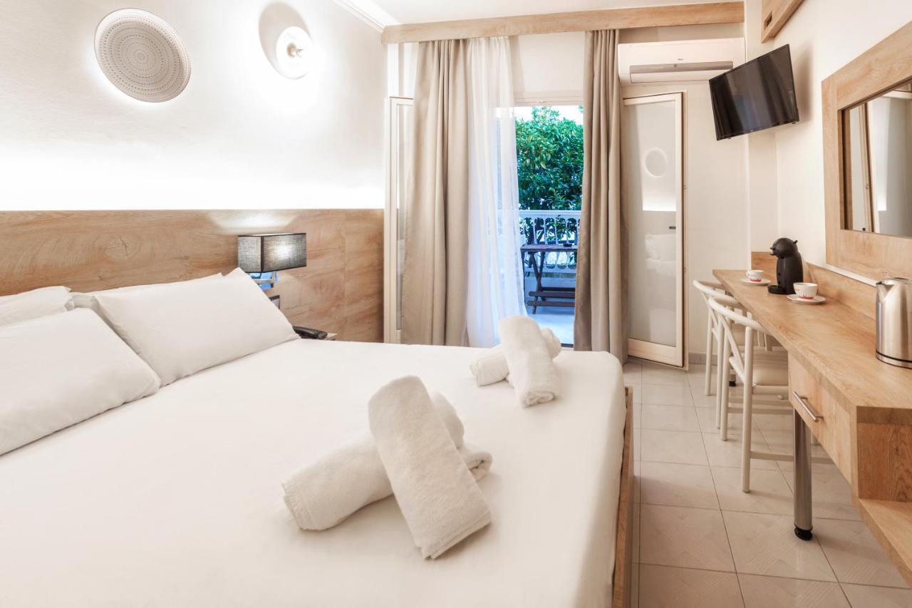 Hotel Odysseas Polychrono Buitenkant foto